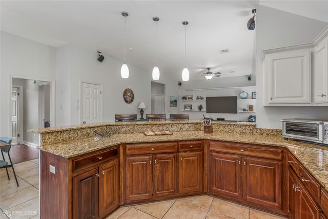4228 Parkridge Drive, Benton, LA 71006