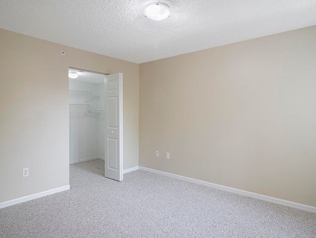 100 CRESTWOOD Court N 109, Royal Palm Beach, FL 33411