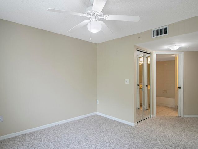 100 CRESTWOOD Court N 109, Royal Palm Beach, FL 33411