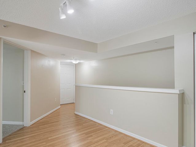 100 CRESTWOOD Court N 109, Royal Palm Beach, FL 33411