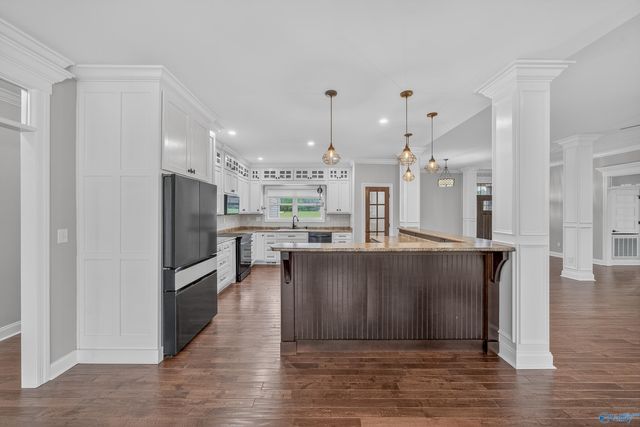 3121 Cathedral Caverns Highway, Grant, AL 35747