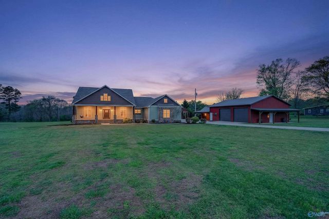 3121 Cathedral Caverns Highway, Grant, AL 35747