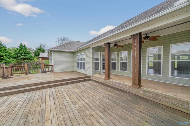 3121 Cathedral Caverns Highway, Grant, AL 35747