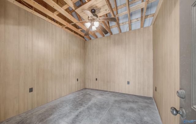 3121 Cathedral Caverns Highway, Grant, AL 35747