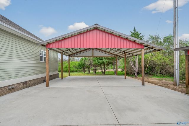 3121 Cathedral Caverns Highway, Grant, AL 35747