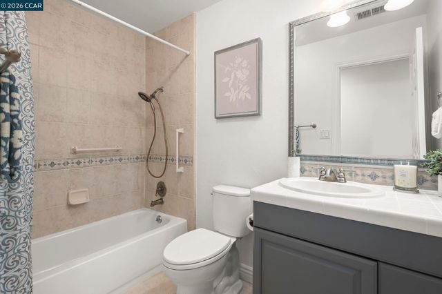 1358 Swallowtail Rd, Concord, CA 94521