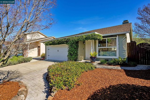 1358 Swallowtail Rd, Concord, CA 94521