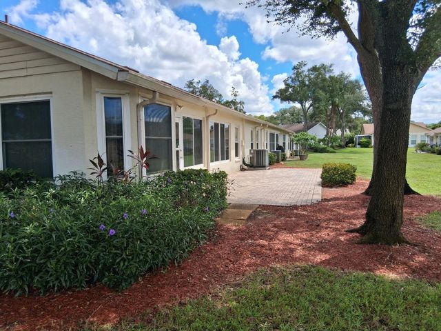 9014 SEVERN LANE 8, New Port Richey, FL 34655