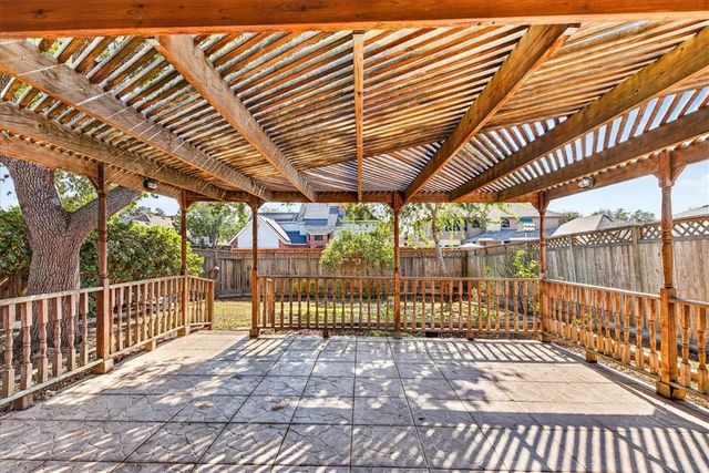 7022 Dunsford Dr, Corpus Christi, TX 78413