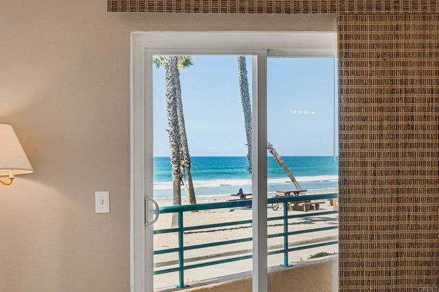 400 N The Strand 7, Oceanside, CA 92054