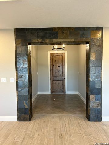 108 estates, La Vernia, TX 78121