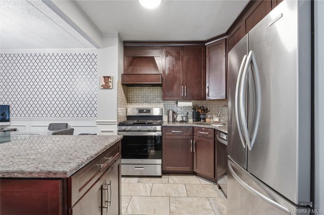 863 Home Street, Bronx, NY 10459