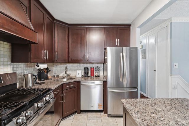 863 Home Street, Bronx, NY 10459