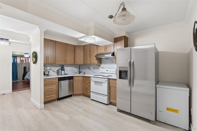 863 Home Street, Bronx, NY 10459