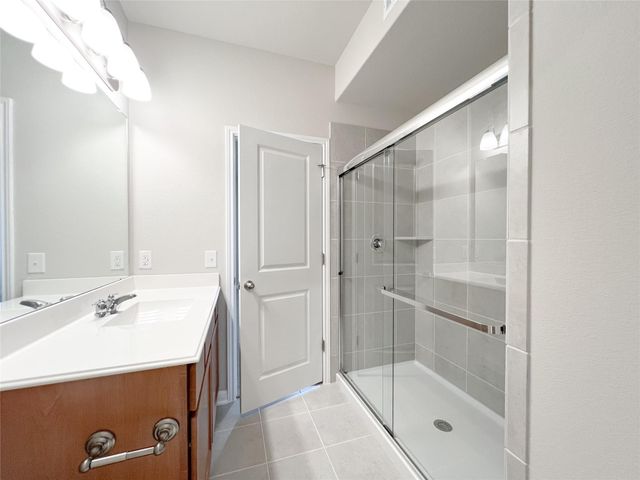 676 Ferrule DR, Kyle, TX 78640