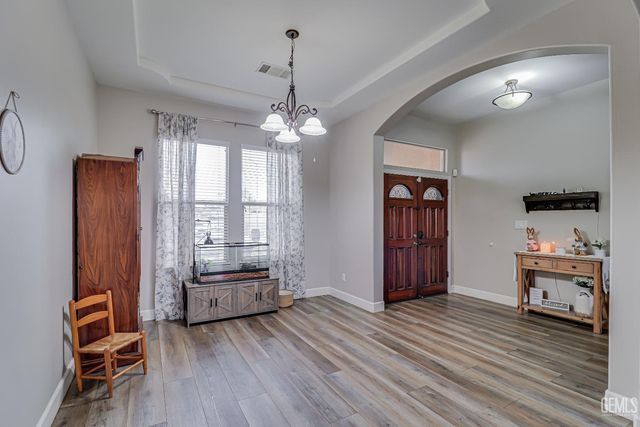 13103 Induran Drive, Bakersfield, CA 93314