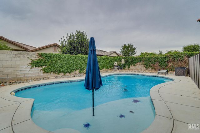 13103 Induran Drive, Bakersfield, CA 93314