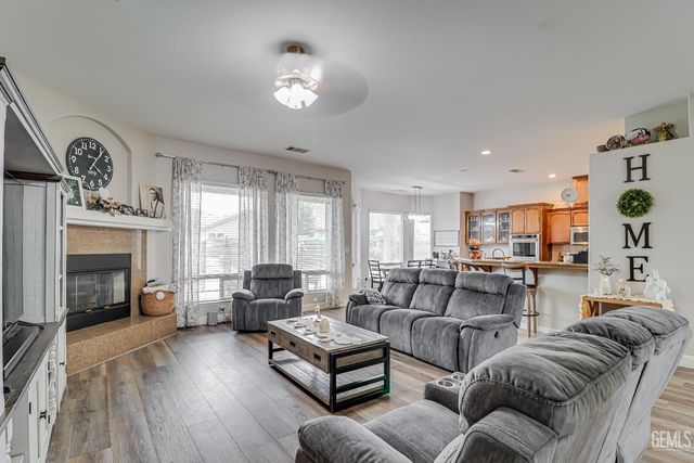 13103 Induran Drive, Bakersfield, CA 93314