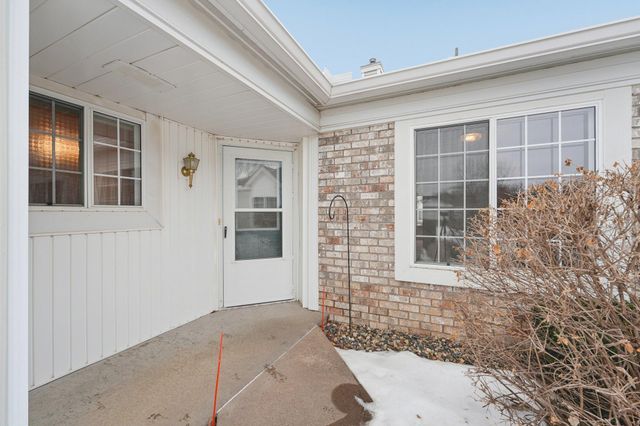 7548 Ojibway Park, Woodbury, MN 55125