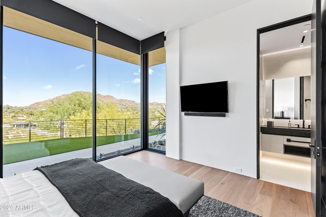 5002 E VALLE VISTA Way, Paradise Valley, AZ 85253