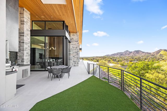 5002 E VALLE VISTA Way, Paradise Valley, AZ 85253