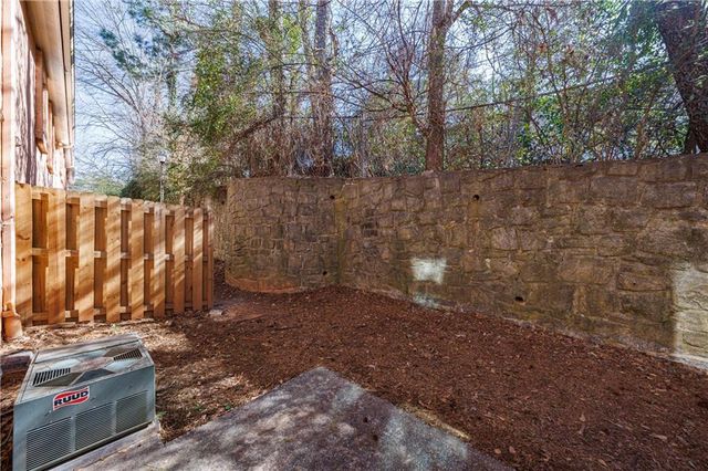 2386 Lawrenceville Highway G, Decatur, GA 30033