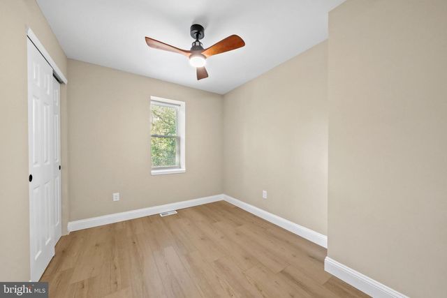 215 ALMONESSON RD, Blackwood, NJ 08012