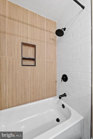 215 ALMONESSON RD, Blackwood, NJ 08012