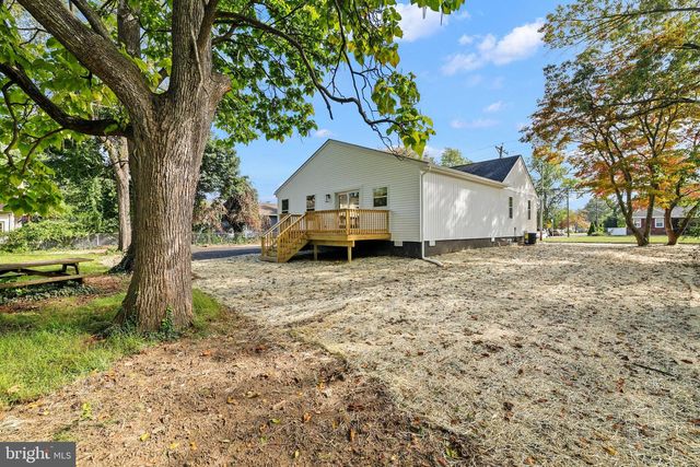 215 ALMONESSON RD, Blackwood, NJ 08012