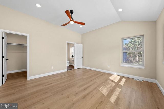 215 ALMONESSON RD, Blackwood, NJ 08012