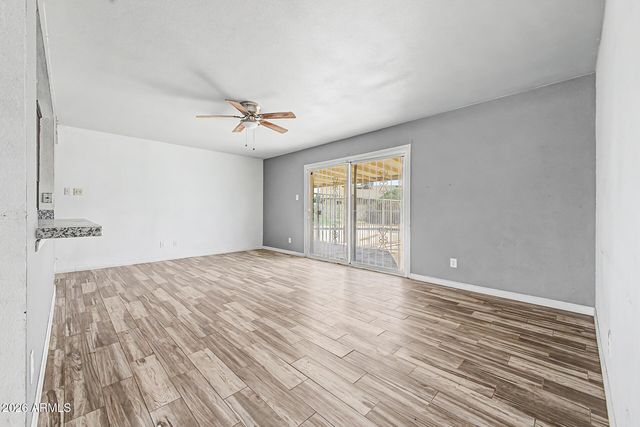 6724 W OREGON Avenue, Glendale, AZ 85303