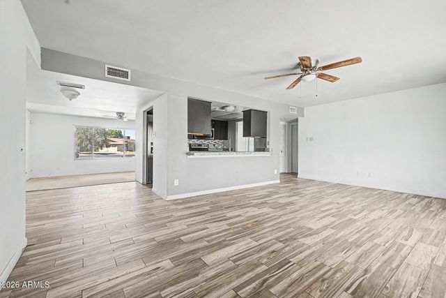 6724 W OREGON Avenue, Glendale, AZ 85303