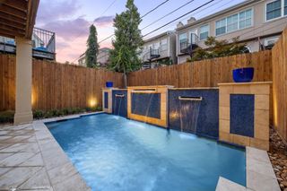 6410 Rodrigo Street B, Houston, TX 77007
