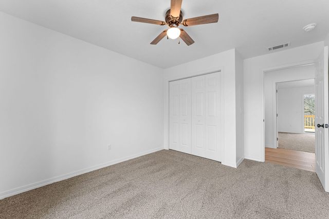 459 Greenbriar Drive, Hollister, MO 65672