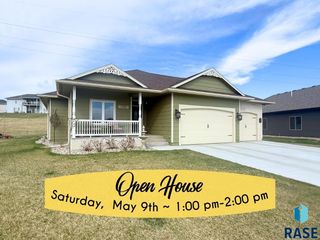 821 N Sylvan Dr Drive, Sioux Falls, SD 57110