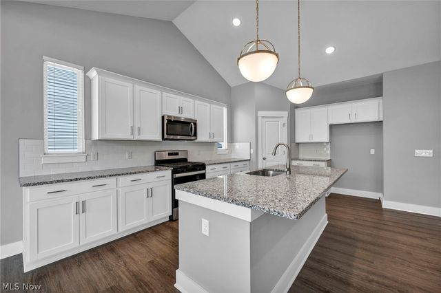 8896 Firethorne Drive, Columbia Station, OH 44028