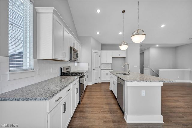 8896 Firethorne Drive, Columbia Station, OH 44028