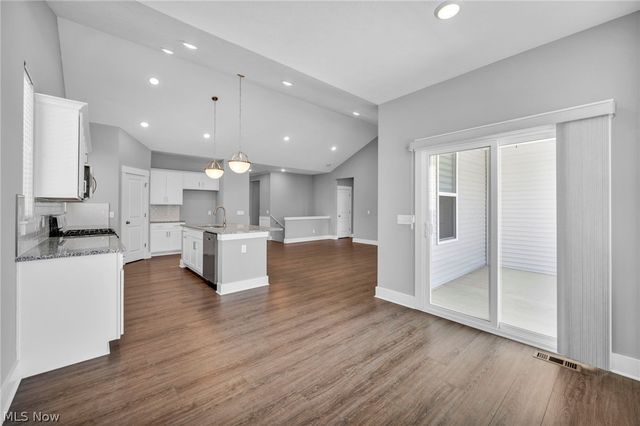 8896 Firethorne Drive, Columbia Station, OH 44028