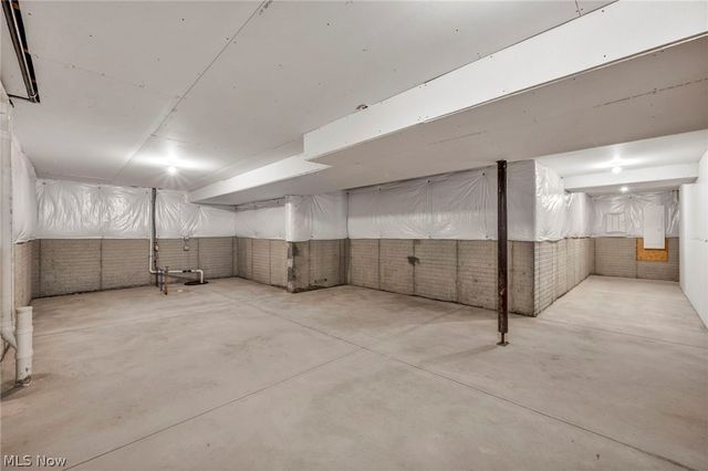 8896 Firethorne Drive, Columbia Station, OH 44028