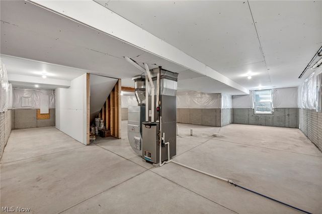 8896 Firethorne Drive, Columbia Station, OH 44028