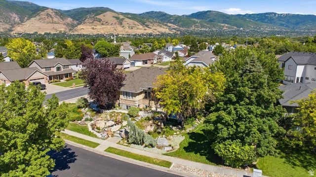 1832 N OLSEN WAY, West Bountiful, UT 84087
