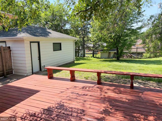 1644 Nevada Avenue S, Saint Louis Park, MN 55426