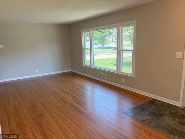 1644 Nevada Avenue S, Saint Louis Park, MN 55426