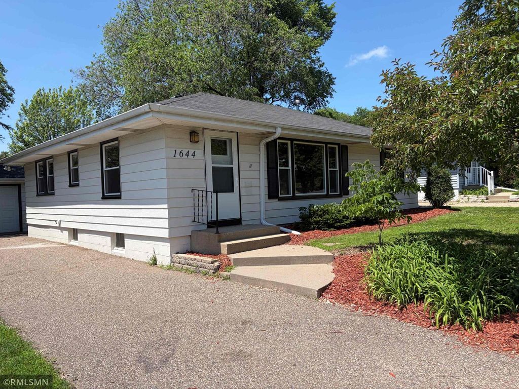 1644 Nevada Avenue S, Saint Louis Park, MN 55426