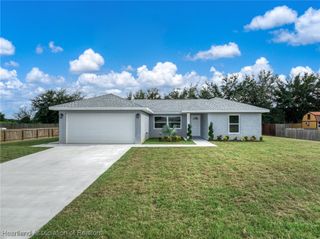 2641 W Newton Road, Avon Park, FL 33825