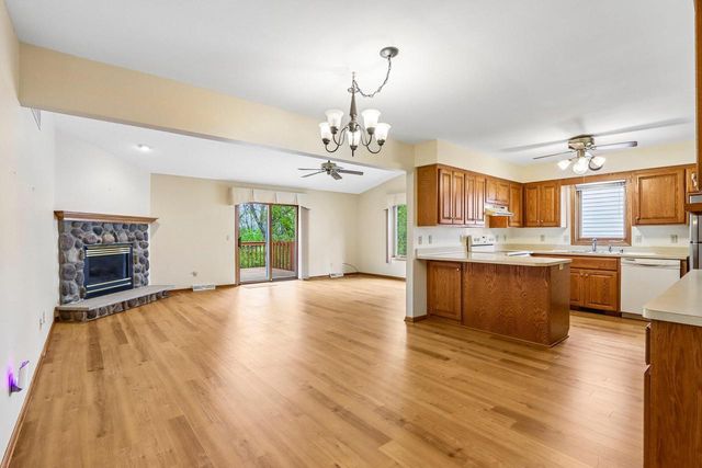 2908 Valley AVENUE, West Bend, WI 53095