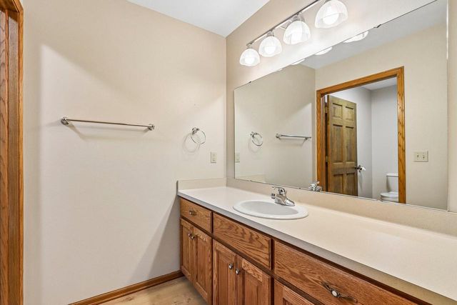 2908 Valley AVENUE, West Bend, WI 53095