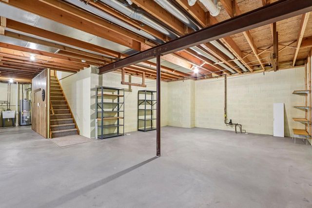 2908 Valley AVENUE, West Bend, WI 53095