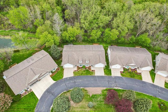 2908 Valley AVENUE, West Bend, WI 53095