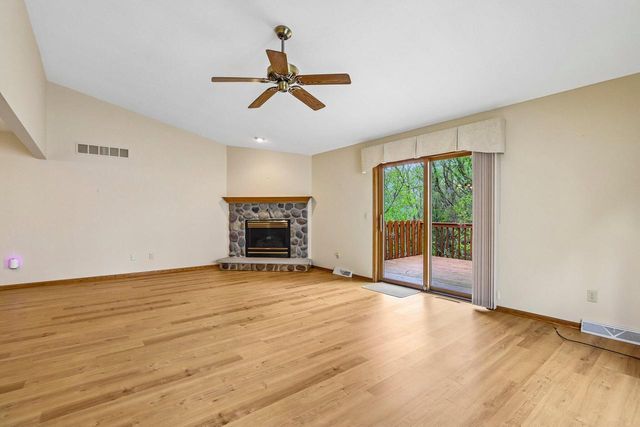 2908 Valley AVENUE, West Bend, WI 53095